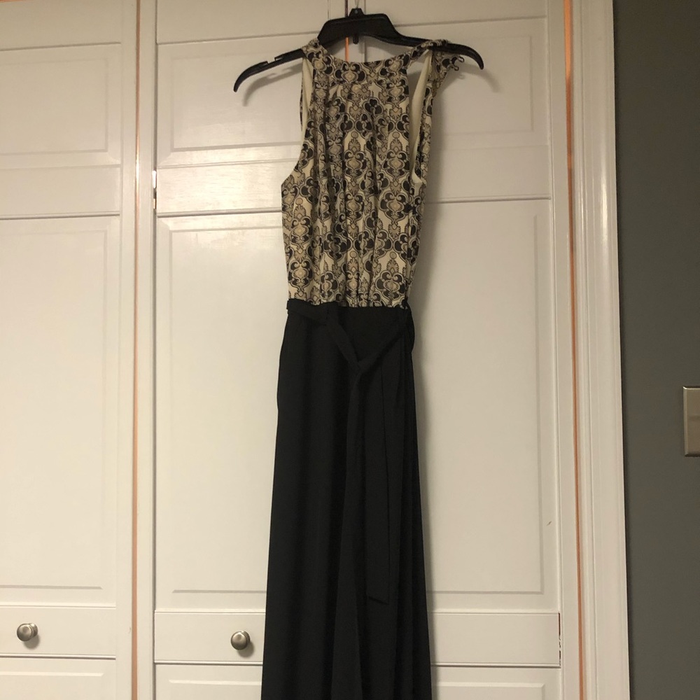 New York and Company sleeveless jumpsuit